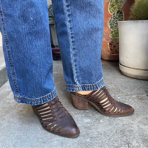 Brown Jeffrey Campbell distressed leather booties - Picture 4 of 16